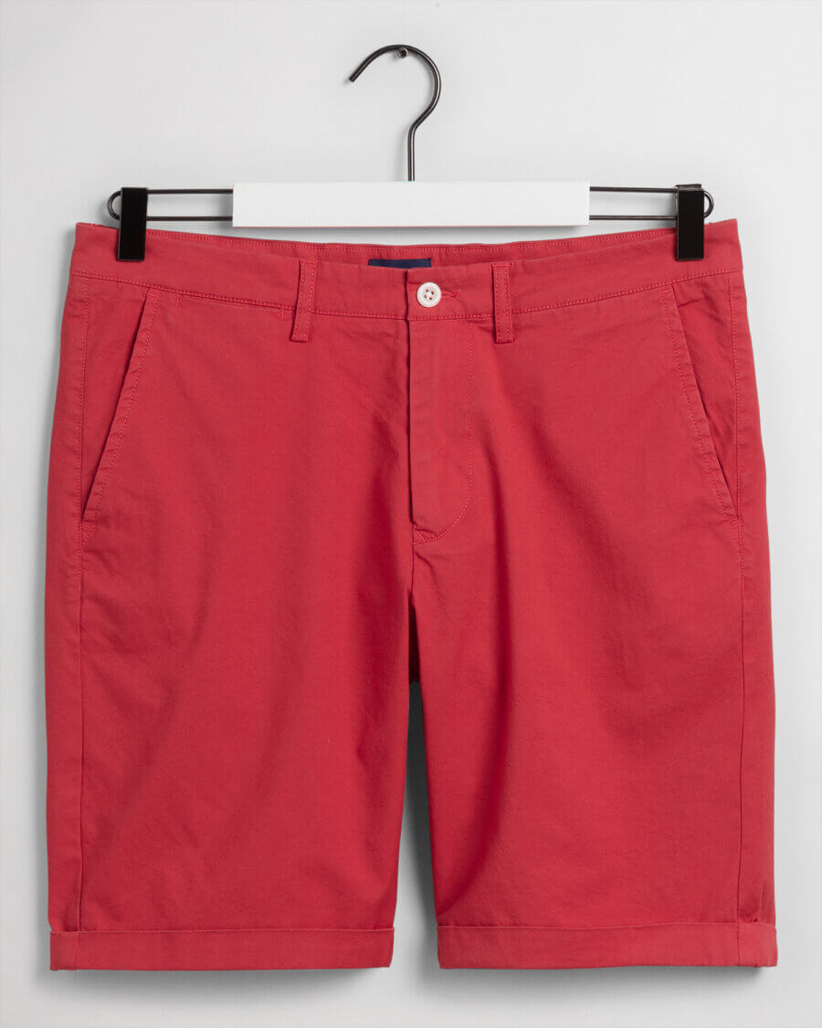 Gant Sunfaded Shorts in Red