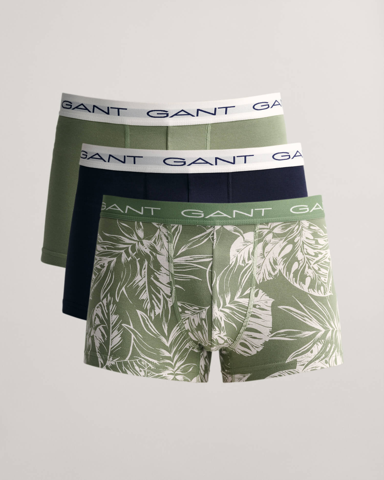 Gant Tropical Leaves Print Trunk 9
