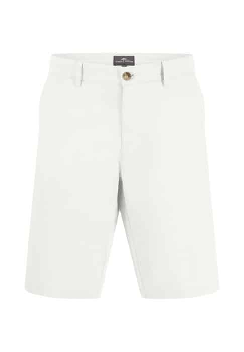 White knee-length shorts with a button and zip closure, featuring belt loops and side pockets.